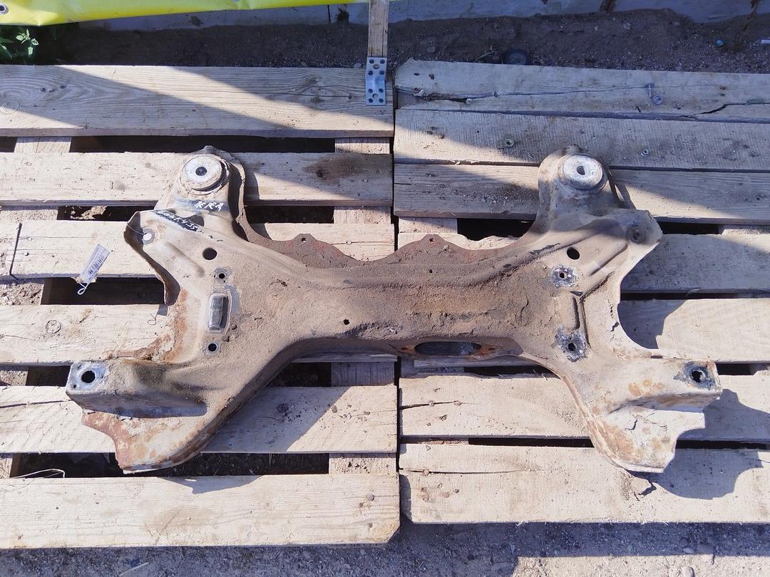 Балка подвески передняя (подрамник) BD6QXX Volkswagen Golf