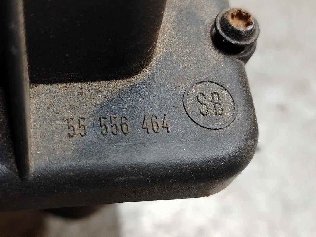Корпус воздушного фильтра UA5P6Y Opel Zafira - Фото 6