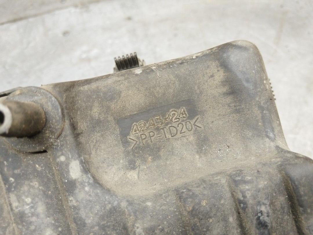 Корпус воздушного фильтра W3X16P Peugeot 806 купить с доставкой