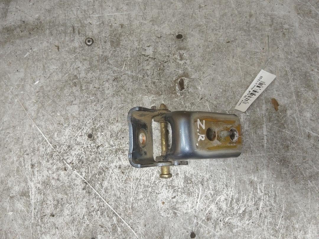 Петля двери задней правой K8KO6R Peugeot 407 купить с доставкой