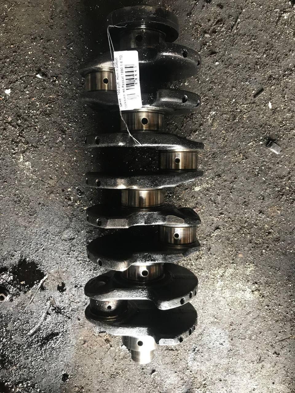 Коленвал 1B6K44 Volkswagen Passat