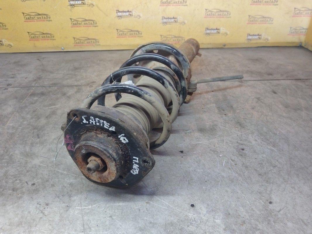 Опора амортизатора верхняя (чашка) XPP5U8 Seat Altea купить на авторазборке