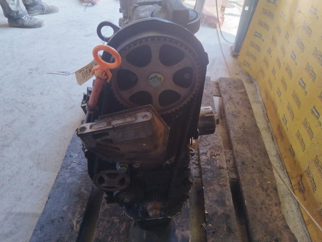 Двигатель WH0M95 Volkswagen Polo купить на авторазборке