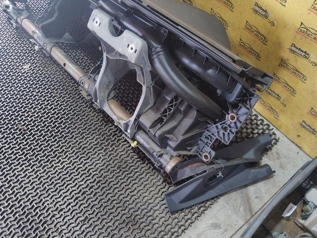 Панель передняя салона (торпедо) 4D190V Volvo S40 undefined