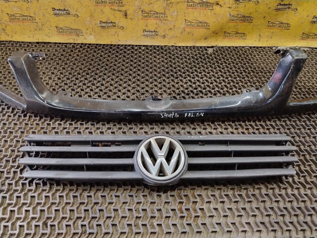 Решетка радиатора 1F3IYM Volkswagen Passat - Фото 4