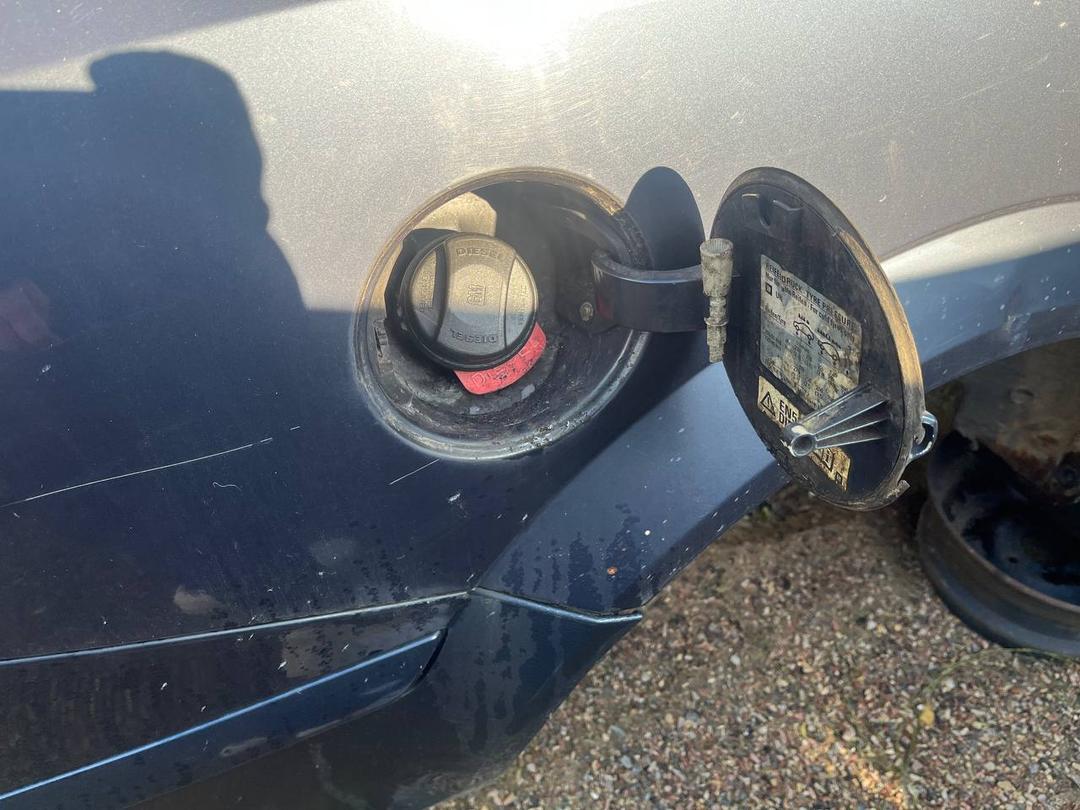 Крышка топливного бака 7QQ6Z1 Opel Astra