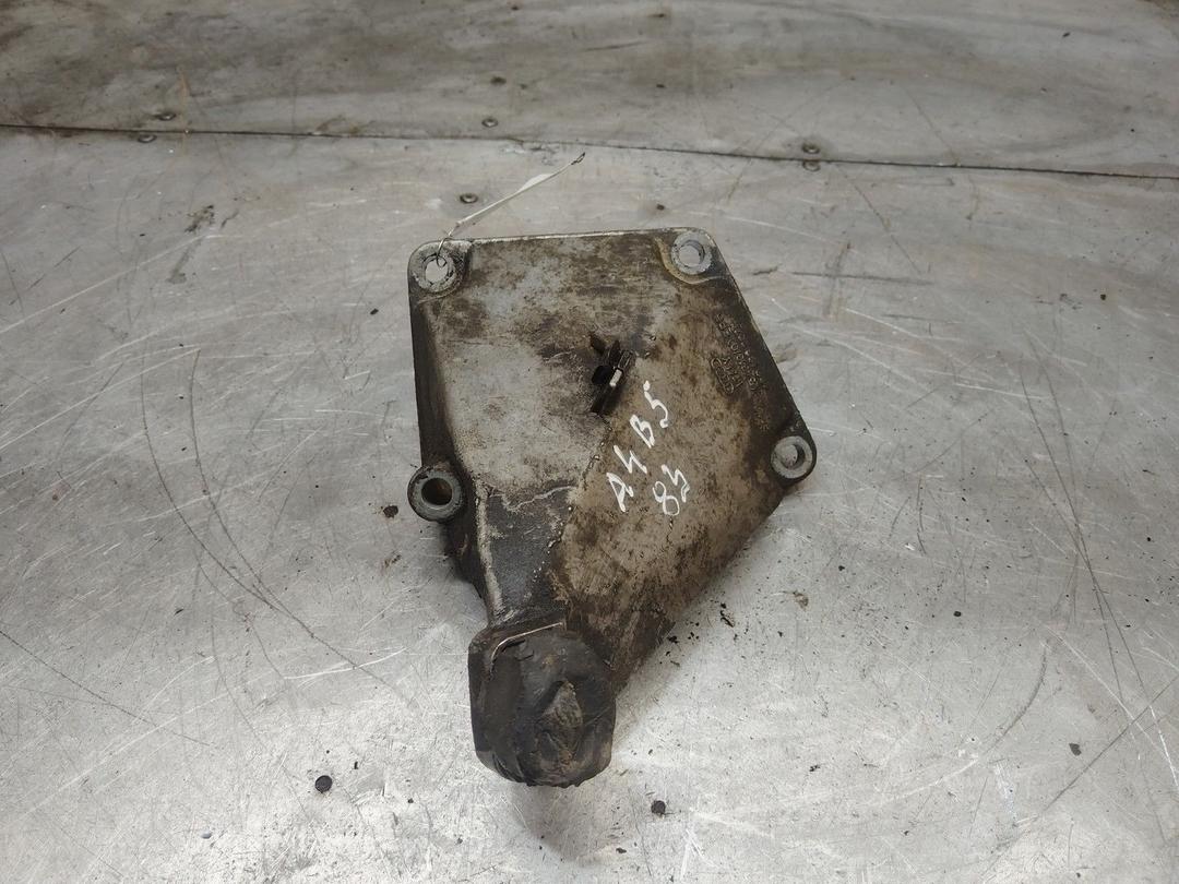 Кронштейн двигателя 6RXTFE Audi A4
