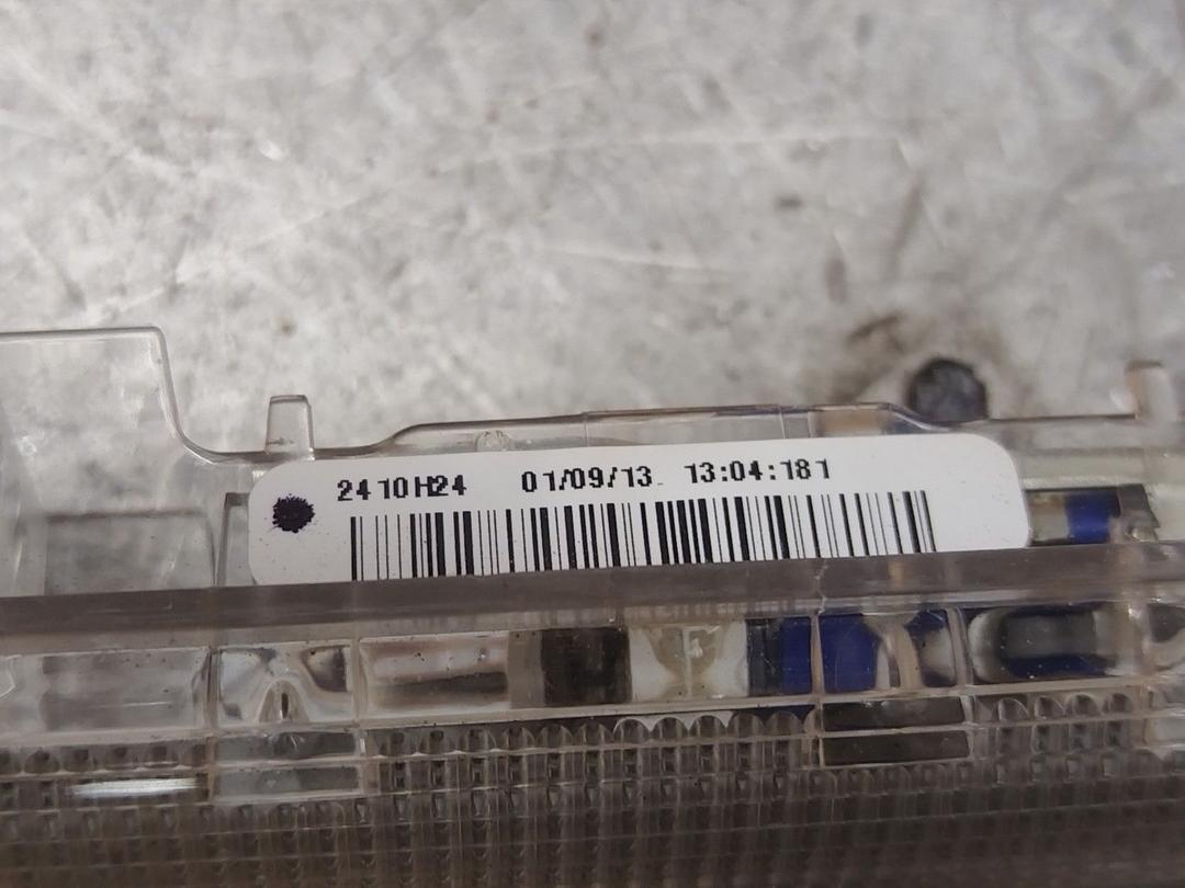 Фонарь салона (плафон) VR75G3 Ford Fusion купить в магазине запчастей бу