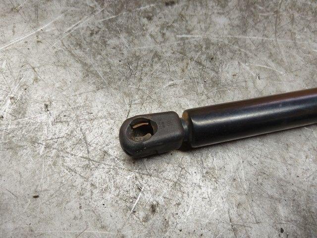 Амортизатор крышки багажника (3-5 двери) N318NT Opel Zafira купить с доставкой