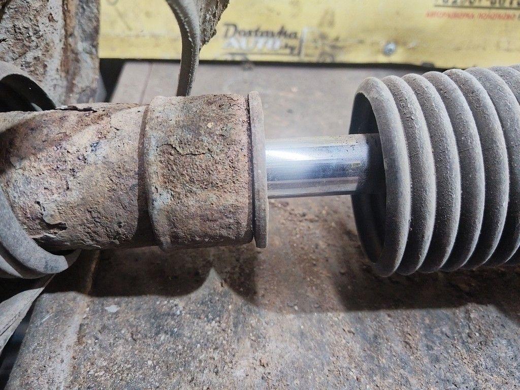 Амортизатор передний правый IQH7K1 Hyundai Lantra - Фото 6