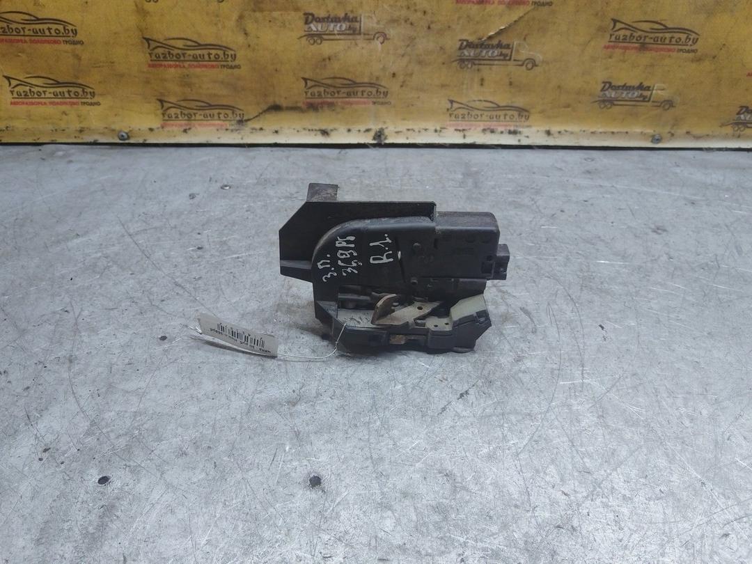 Замок двери задней правой 0KFZ06 Renault Laguna купить в магазине запчастей бу