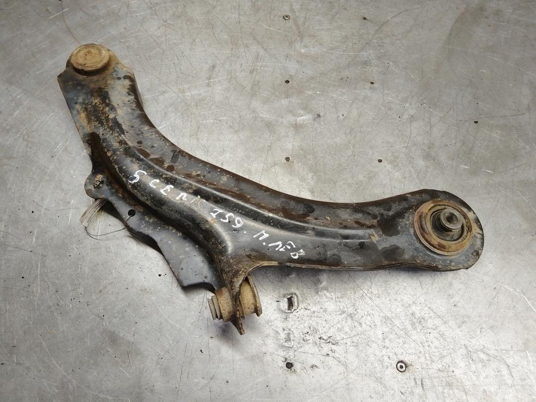 Рычаг передний левый JPRIRH Renault Scenic