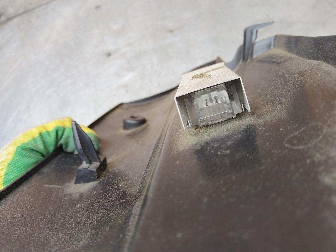 Накладка декоративная на торпедо J5YC5W Volvo XC70 купить с доставкой