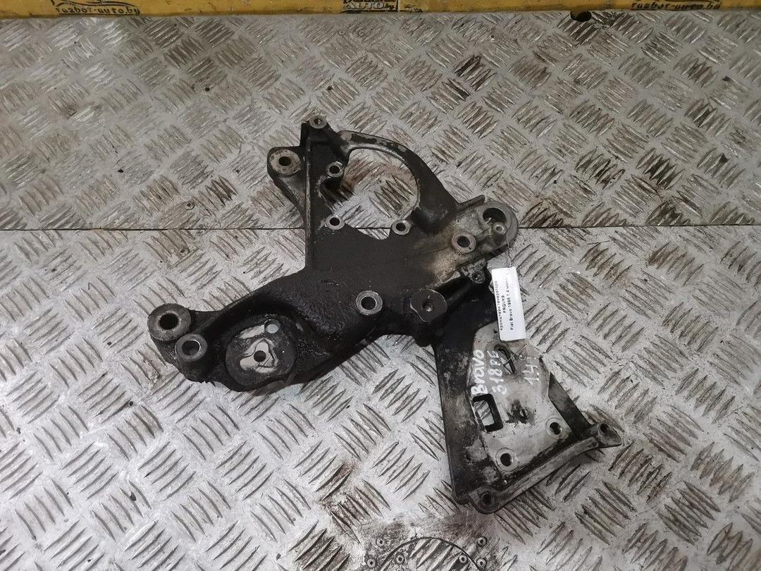 Кронштейн генератора FRQVK9 Fiat Bravo - Фото 1