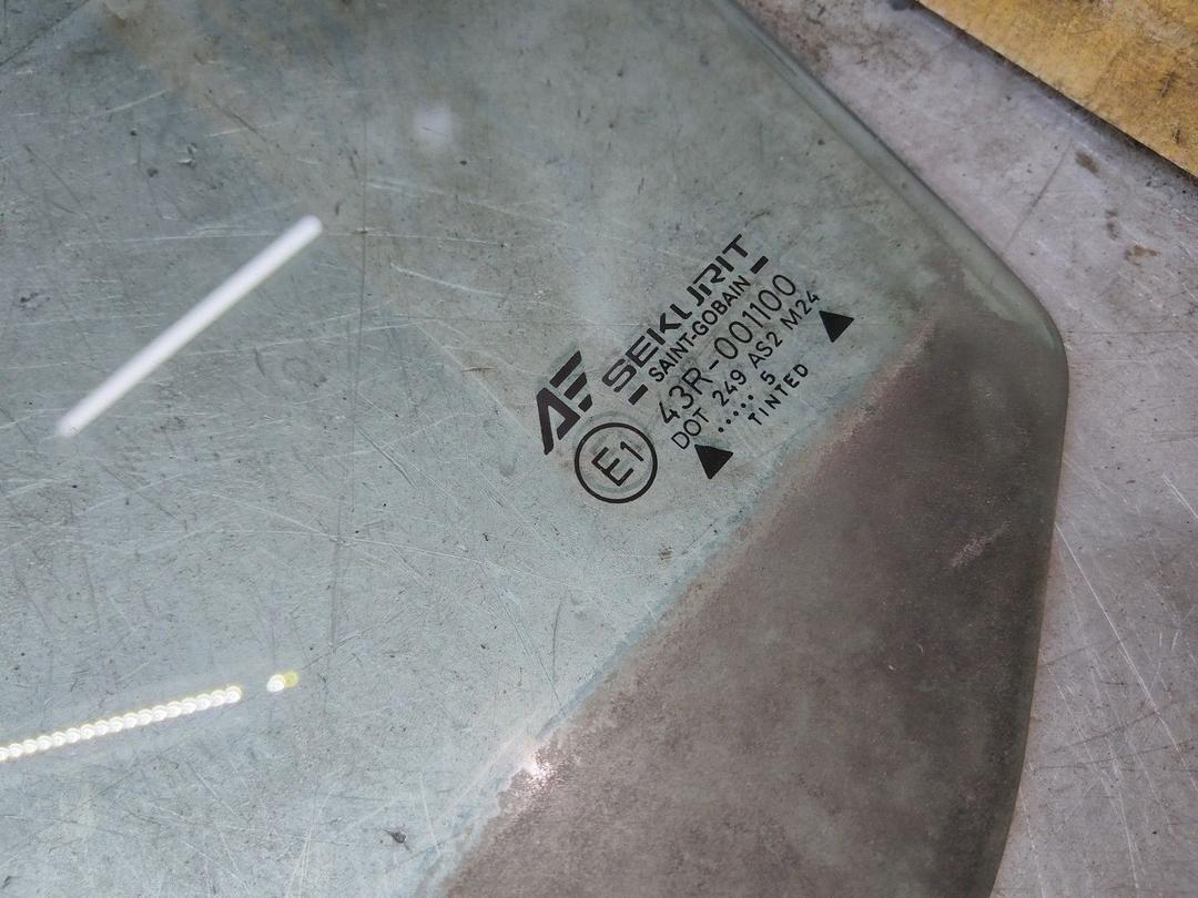 Стекло двери передней левой 3A51OT Seat Alhambra - Фото 2