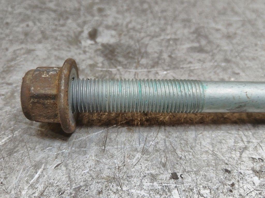 Болт IDBNYV Volkswagen Passat - Фото 5