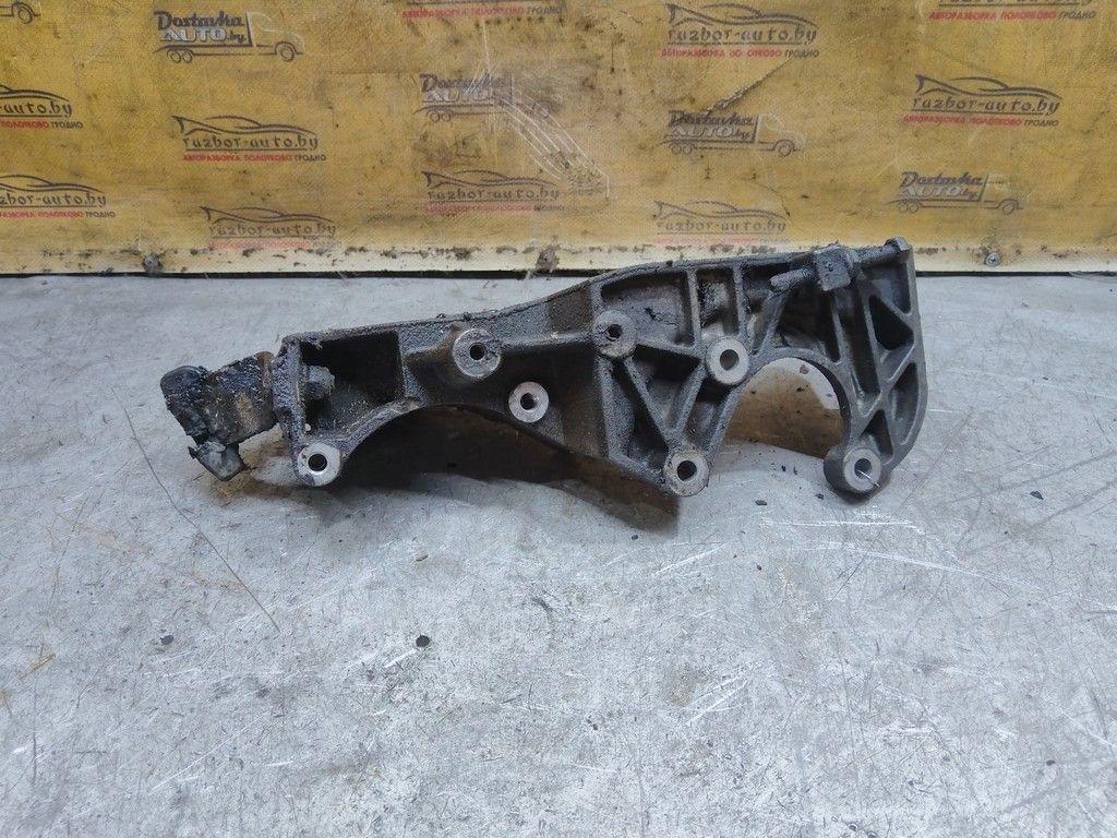 Кронштейн генератора SYPQ1P Renault Scenic - Фото 3