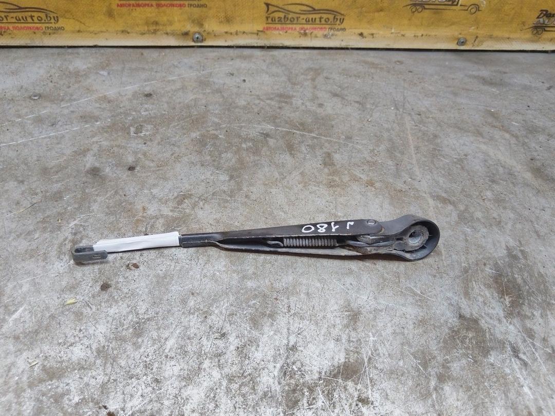 Щеткодержатель задний QZU5IY Ford Fiesta купить на авторазборке