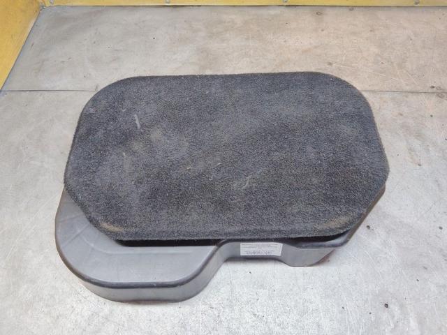 Бардачок R034OJ Volkswagen Touran купить в магазине запчастей бу