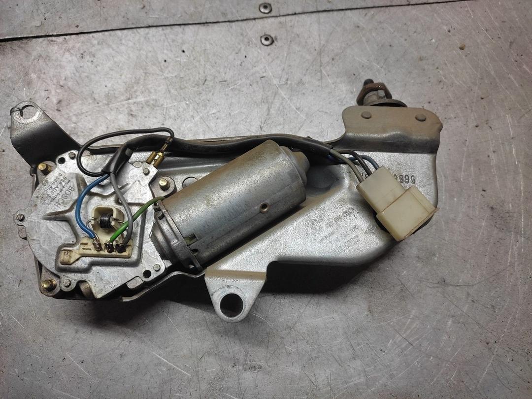 Моторчик заднего стеклоочистителя (дворника) YOT575 Renault Megane купить