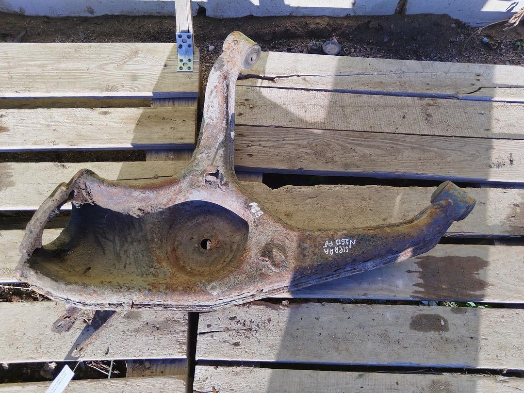 Рычаг задний левый YG0BG2 Ford Sierra undefined