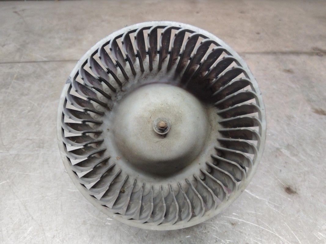 Моторчик печки XJ0MOH Kia Shuma купить