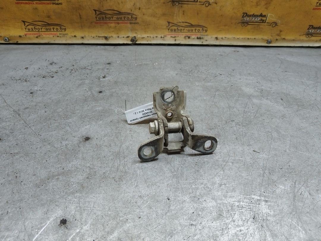 Петля двери передней правой M14A2W Skoda Fabia купить с доставкой