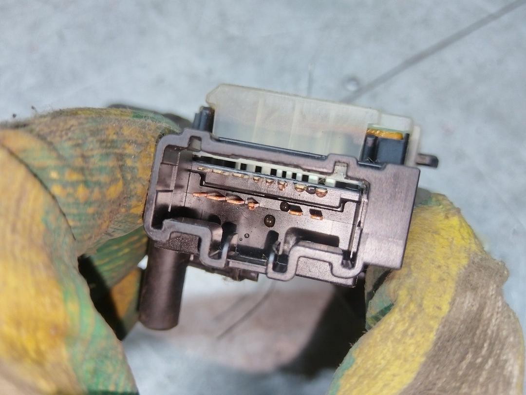 Переключатель подрулевой (стрекоза) R561U0 Toyota Avensis купить