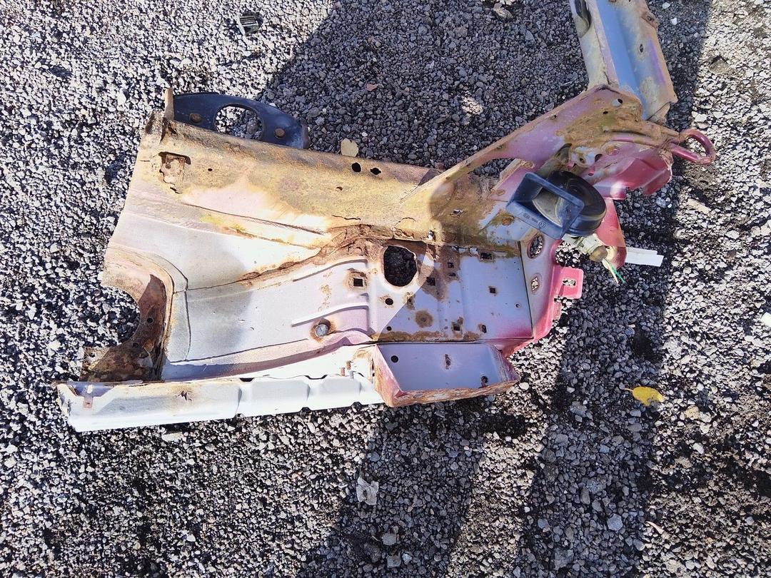 Лонжерон левый MWY9CE Peugeot 806 купить с доставкой