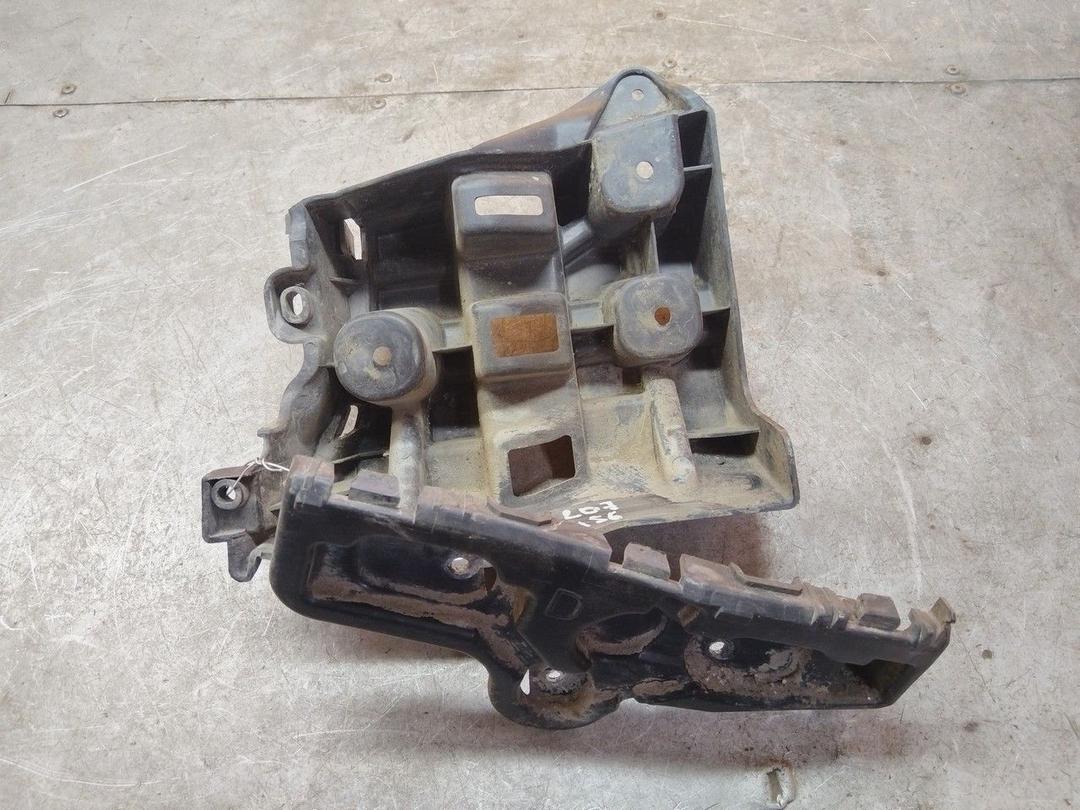 Кронштейн крепления бампера заднего 356L0I Peugeot 207