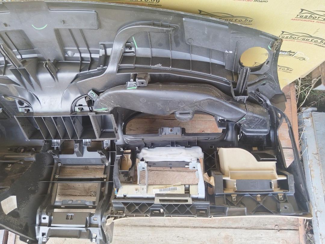 Панель передняя салона (торпедо) FGSDX4 Peugeot 407 undefined