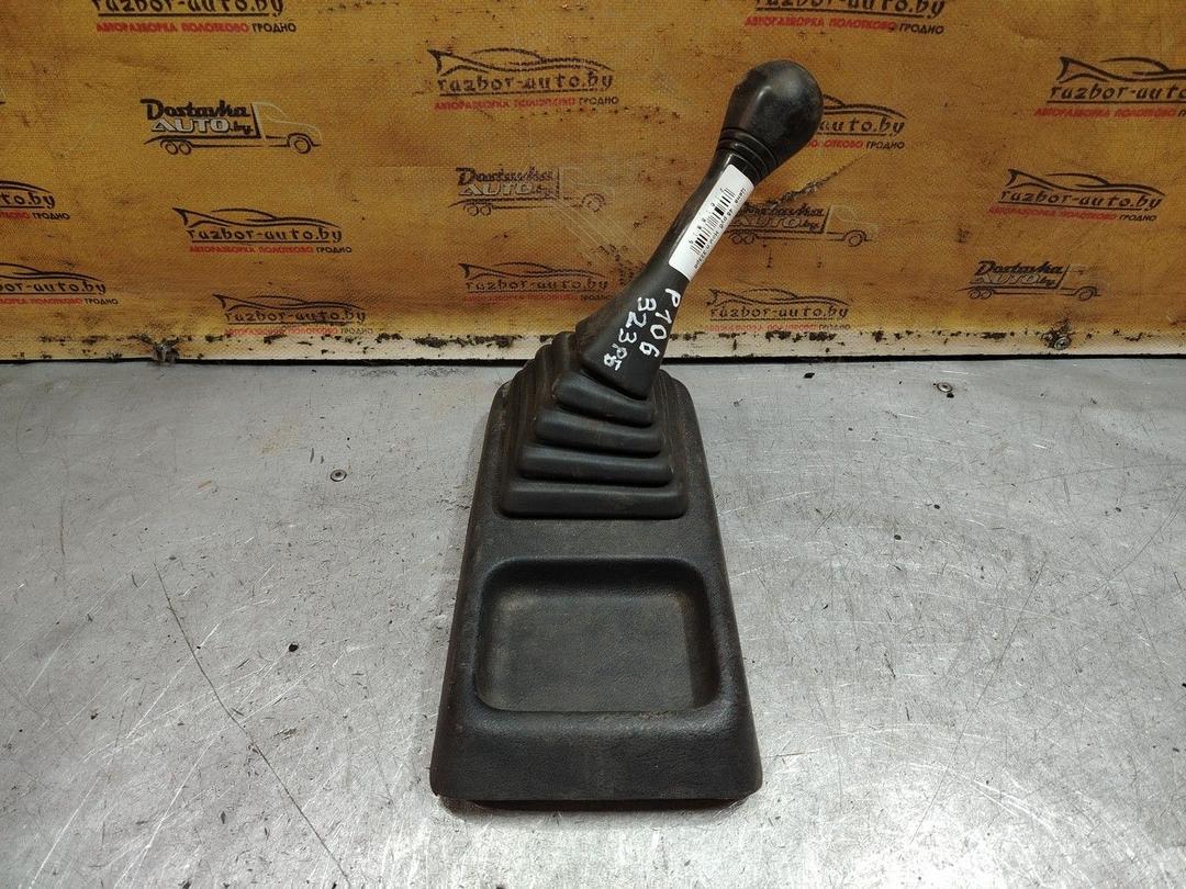 Чехол рычага КПП E50O4U Peugeot 106 - Фото 4