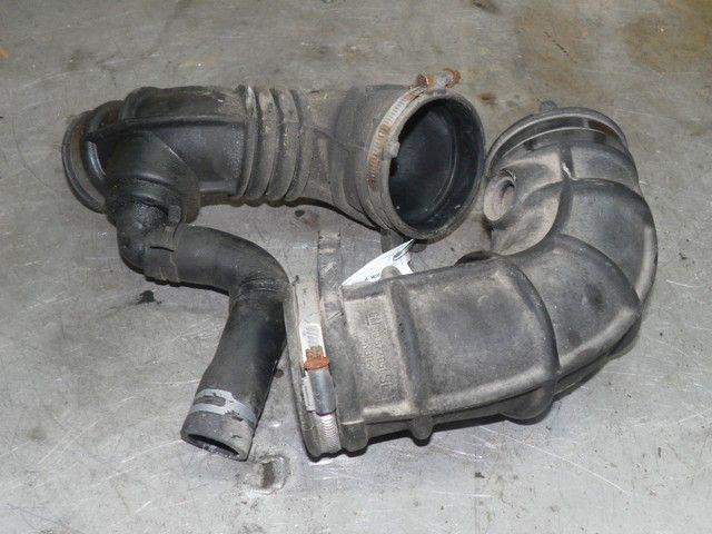 Патрубок воздушного фильтра LHM8QQ Opel Vectra - Фото 3