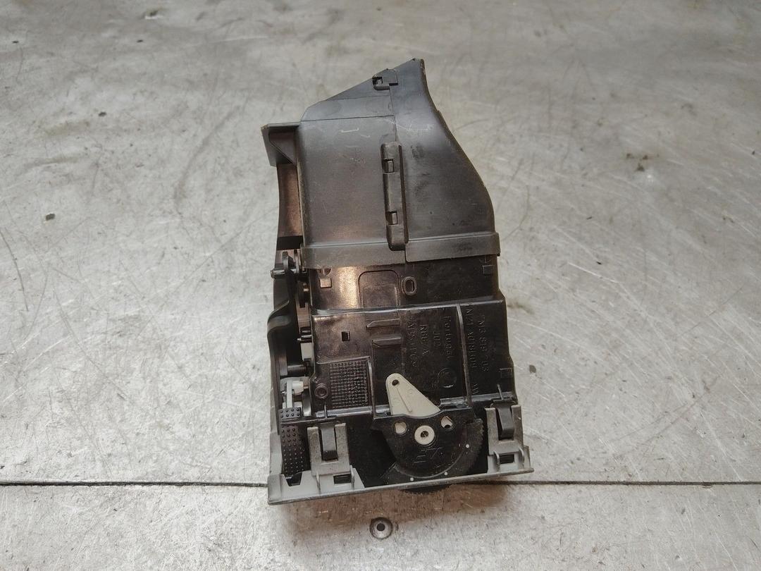 Дефлектор обдува салона YZOY5H Seat Alhambra купить с доставкой