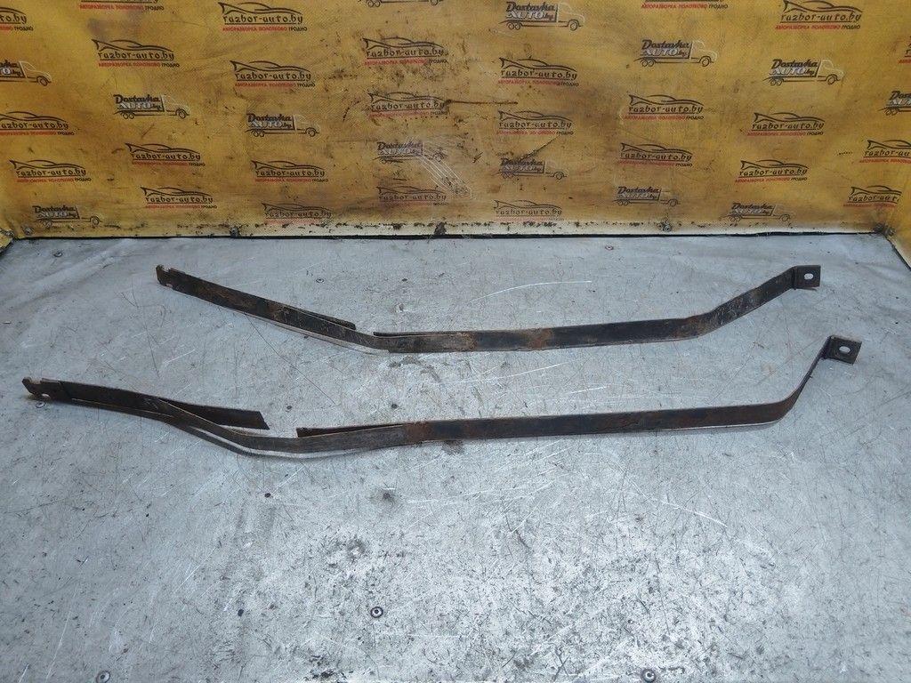 Крепление топливного бака UZGT4M Ford Mondeo - Фото 1