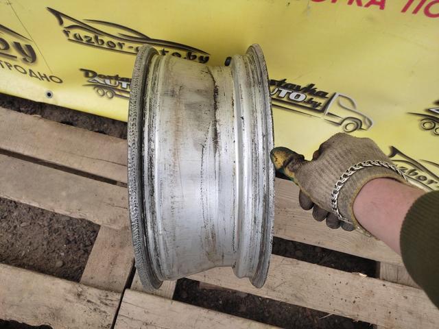 Диск литой R15, 5x112 Audi A4 1996 DNHJ49 DNHJ49 Audi A4 купить бу для вашего авто.