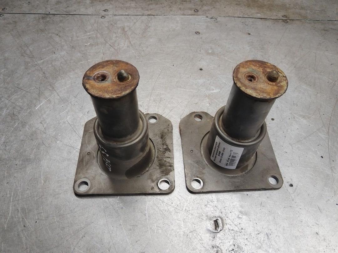 Кронштейн усилителя бампера переднего (Домик) 28JB8B Citroen C5