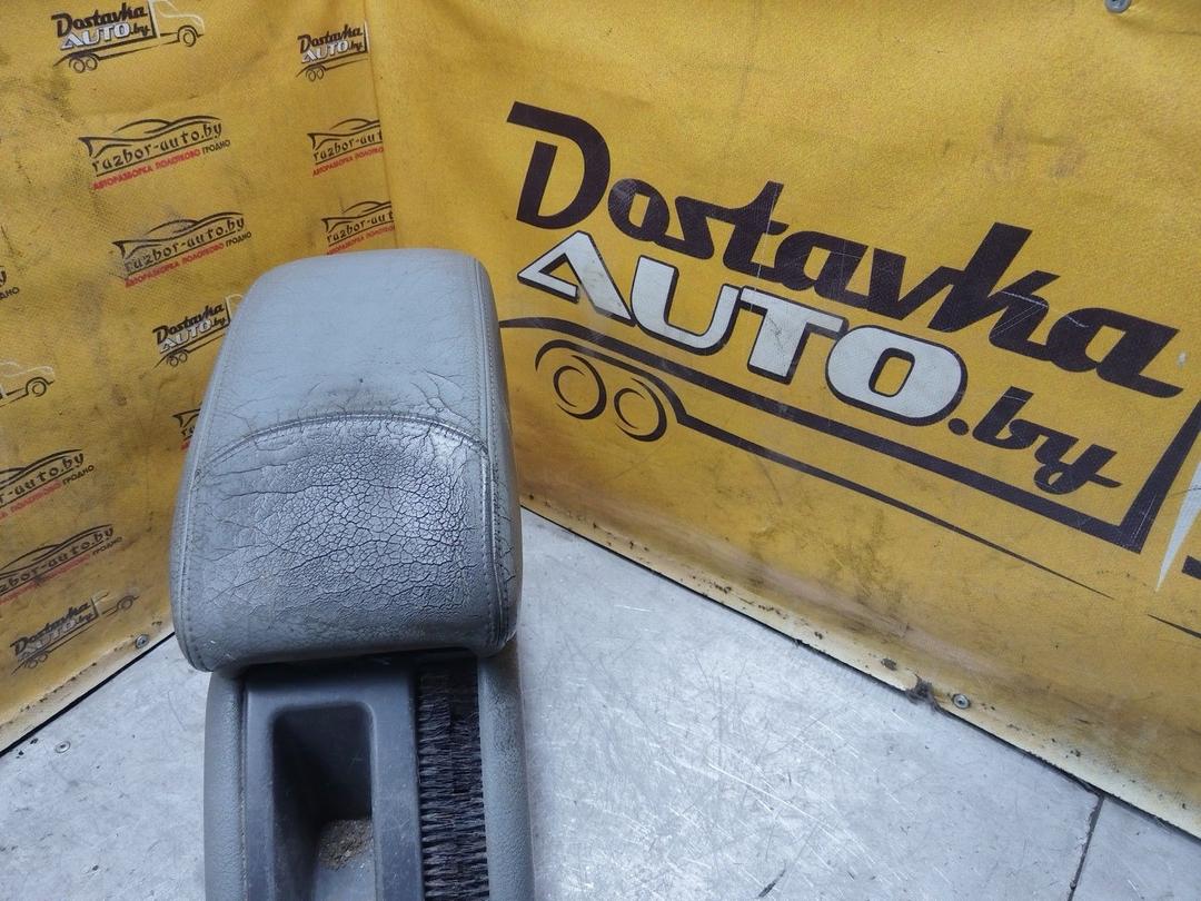 Подлокотник 4LU1UL Renault Laguna купить с доставкой