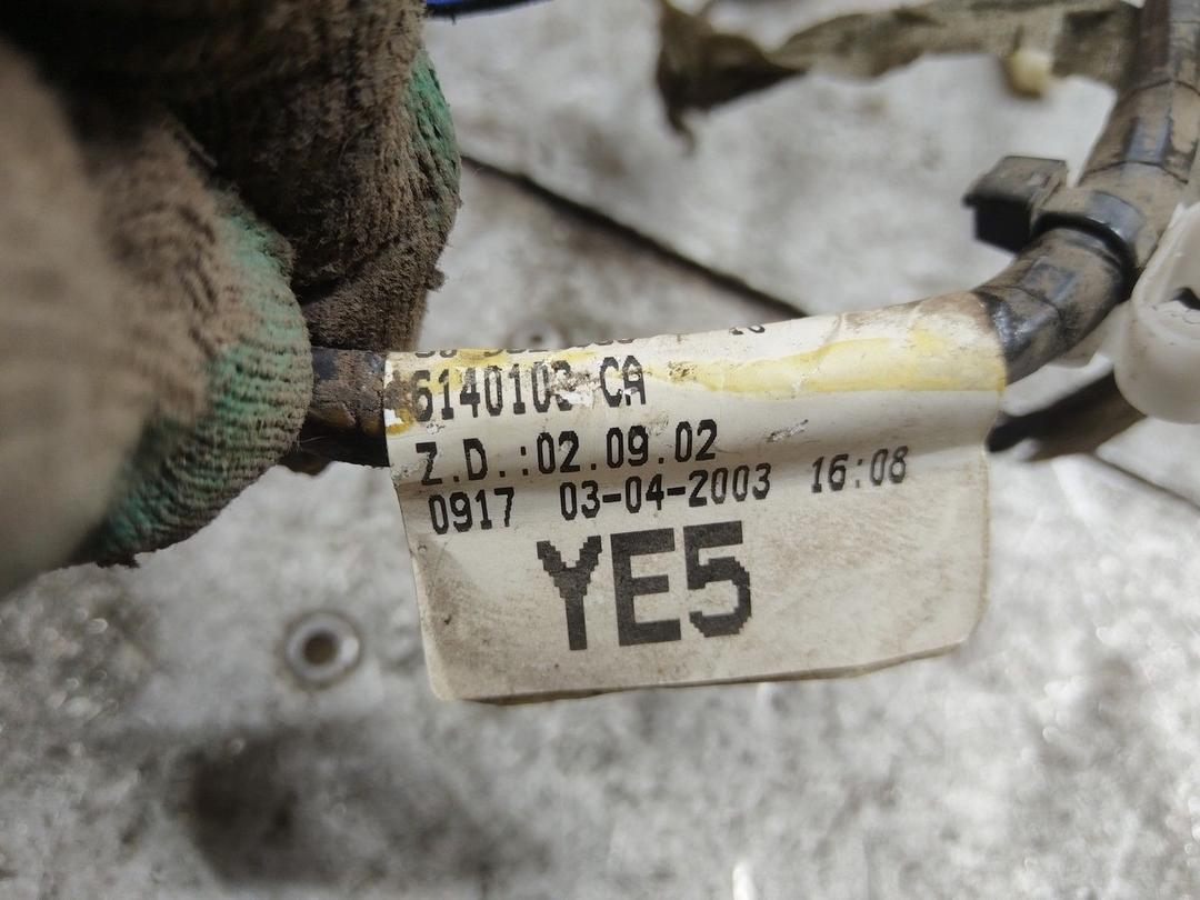 Проводка двери передней правой KR010Z Opel Zafira купить на авторазборке