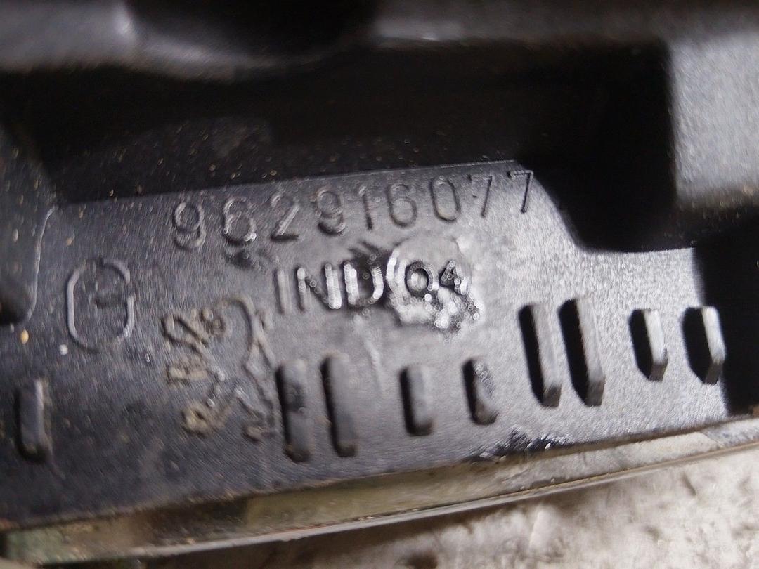 Ручка внутренняя задняя левая I1TUA8 Peugeot 607 купить в магазине запчастей бу