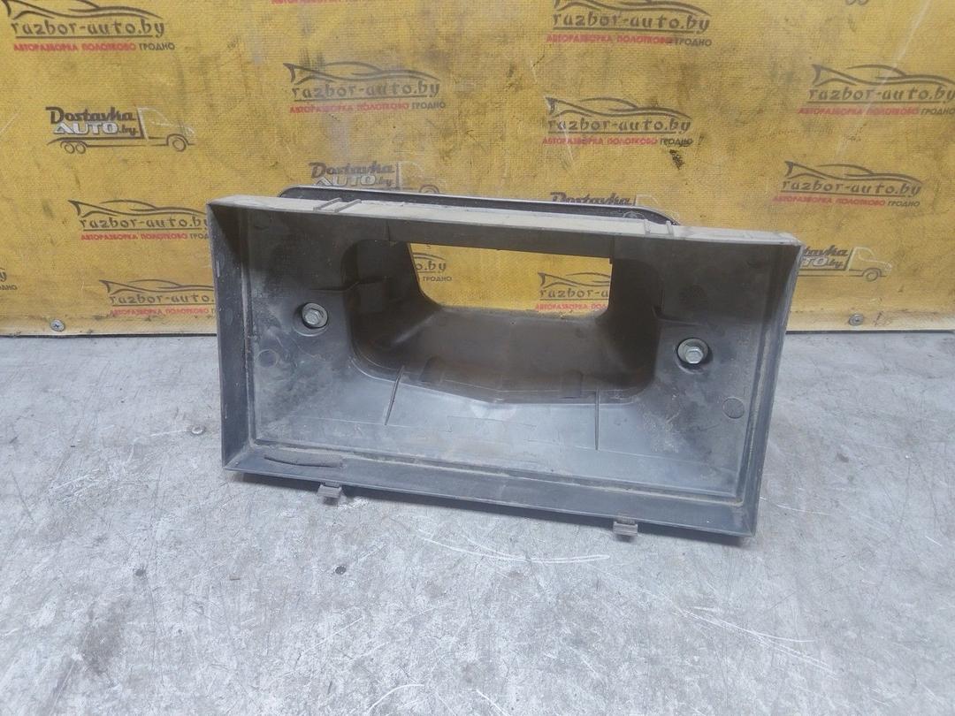 Корпус салонного фильтра E4SA96 Peugeot 406 купить с доставкой