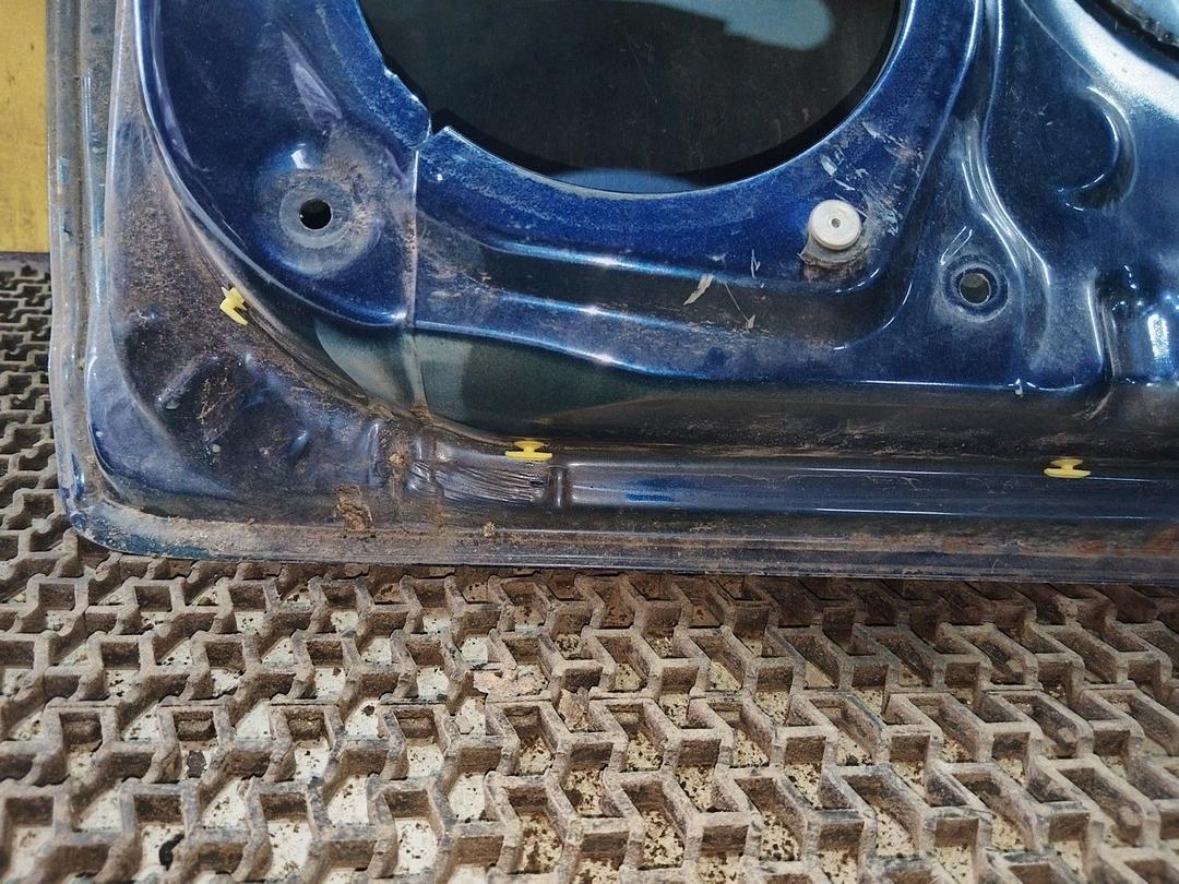 Дверь передняя правая QM1Z7F Toyota Corolla купить с доставкой