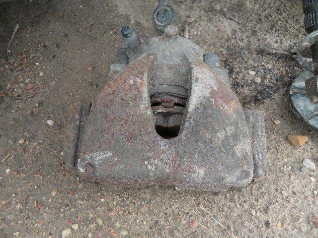 Суппорт передний правый 82NYZD Opel Zafira - Фото 2