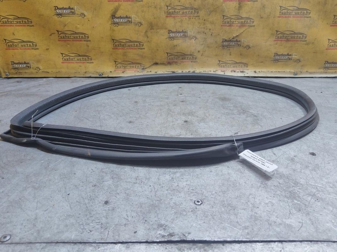 Уплотнитель двери задней правой 93TQ50 Mitsubishi Carisma купить с доставкой