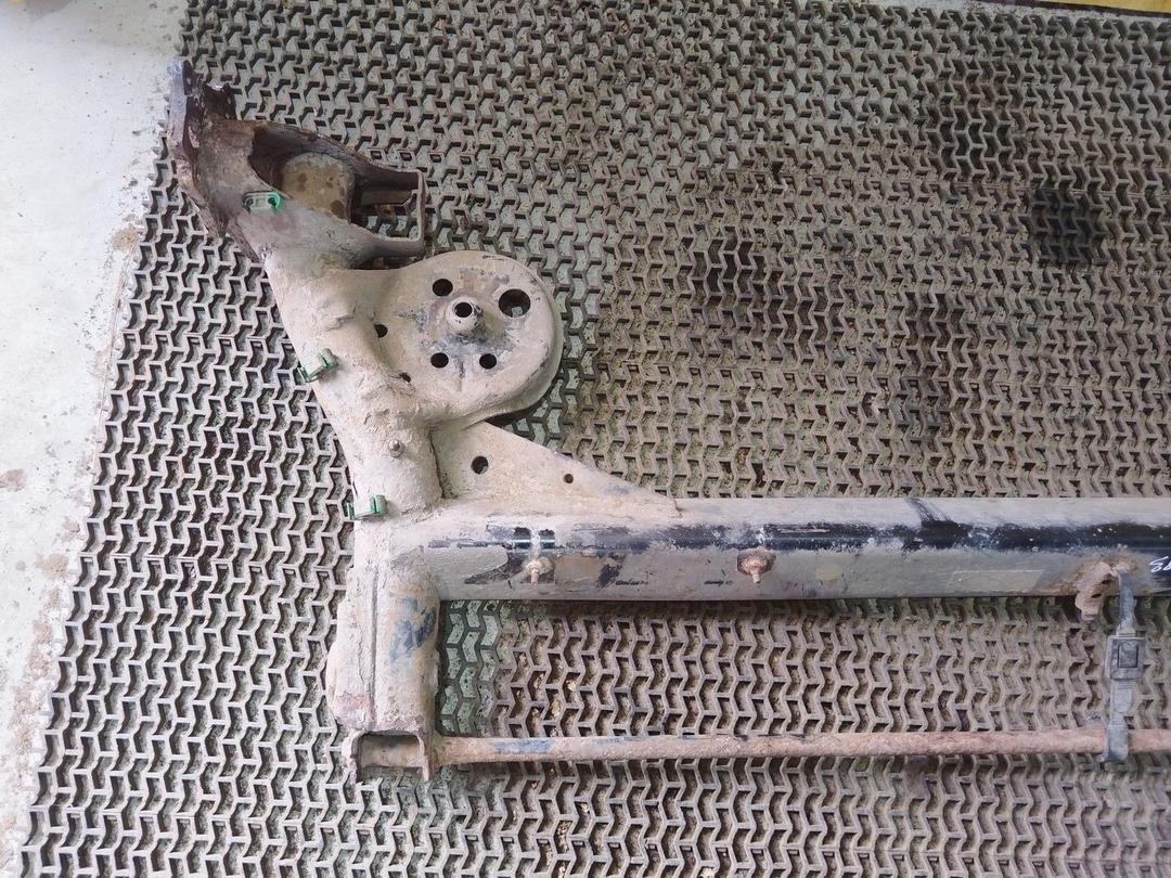 Балка подвески задняя 1O58OK Volkswagen Passat купить