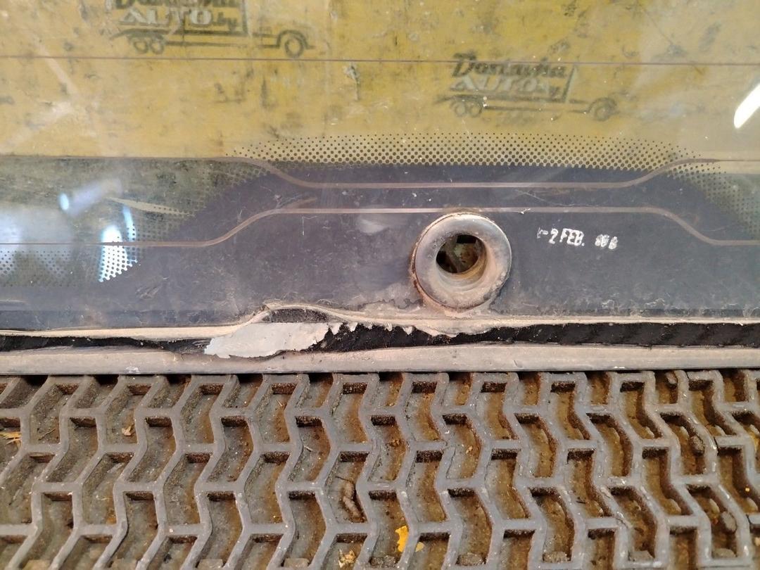 Стекло заднее 5EVWUH Peugeot 306 - Фото 6