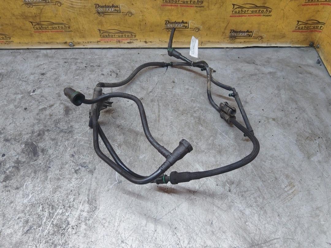 Трубка топливная OF4QXN Peugeot 406 undefined