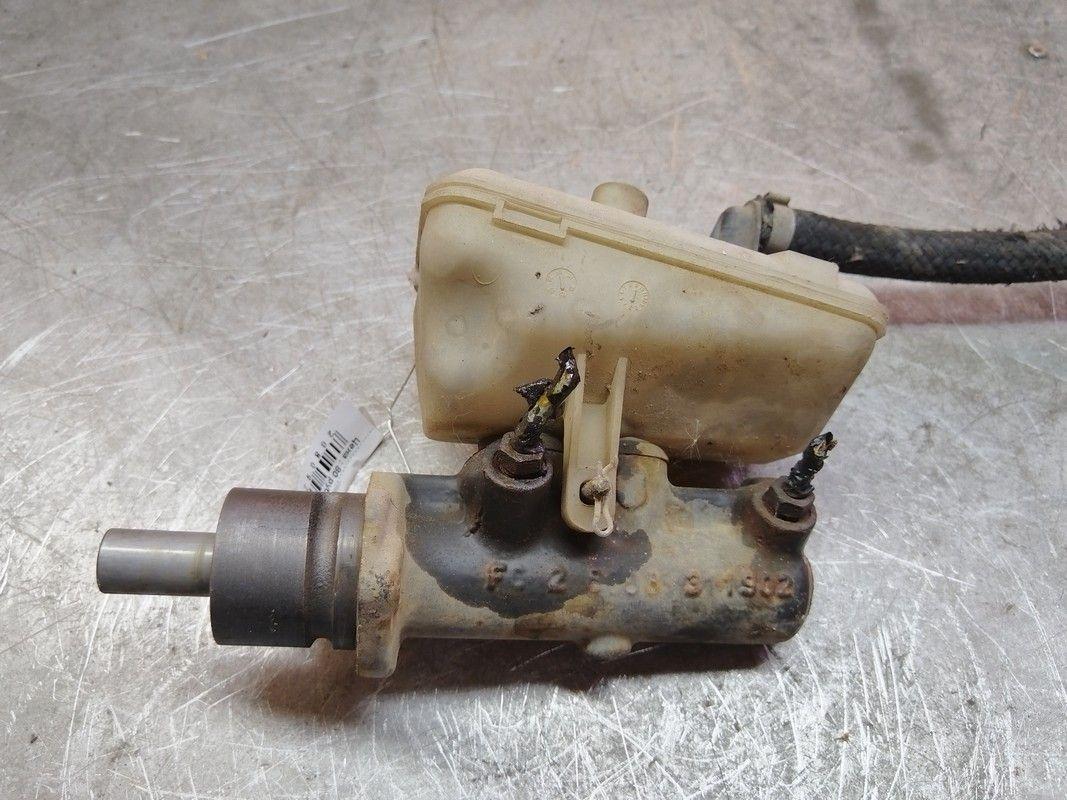 Цилиндр тормозной главный HRJIQ3 Citroen Evasion купить с доставкой