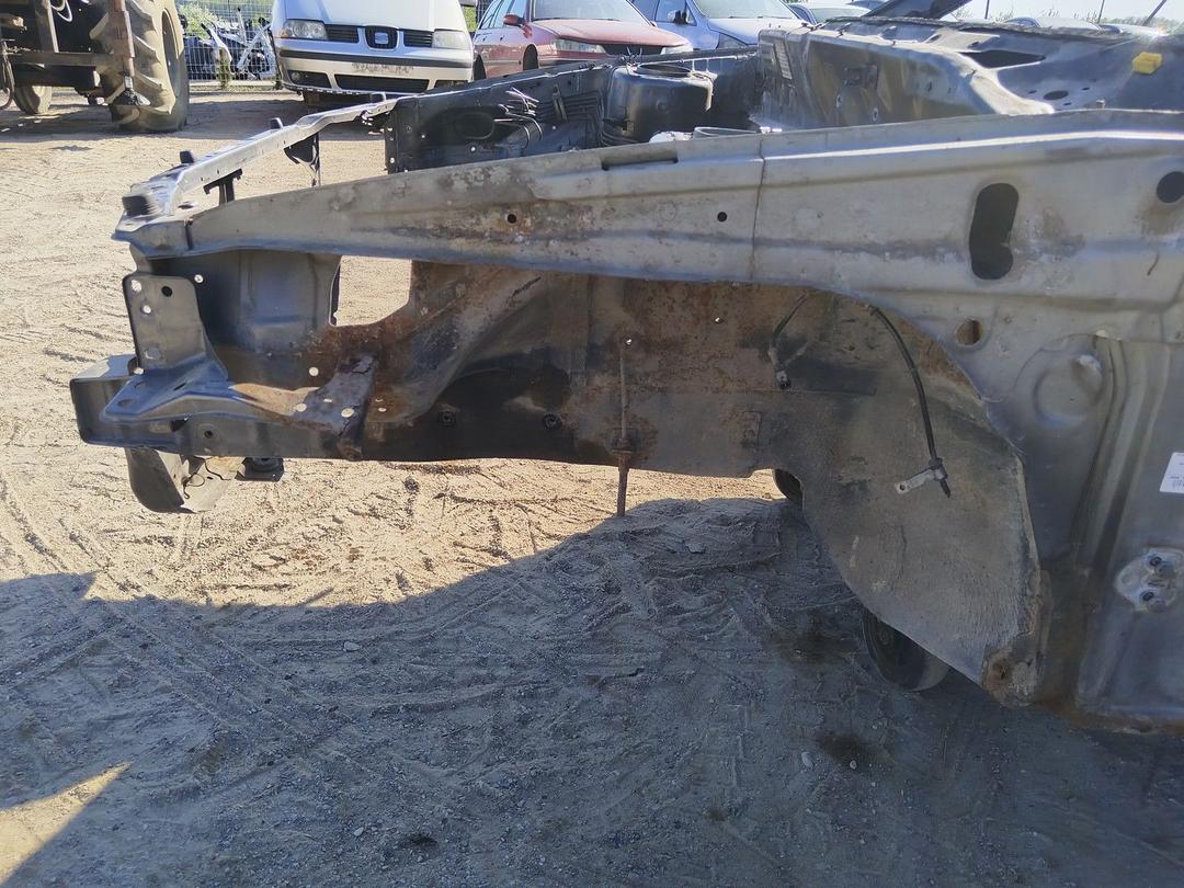 Передняя панель крепления облицовки (телевизор) 45ULQ9 Volvo V40 - Фото 4