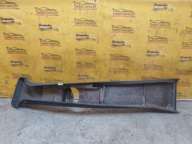 Обшивка стойки центральной правой PVGFQD Mercedes C W202 купить на авторазборке